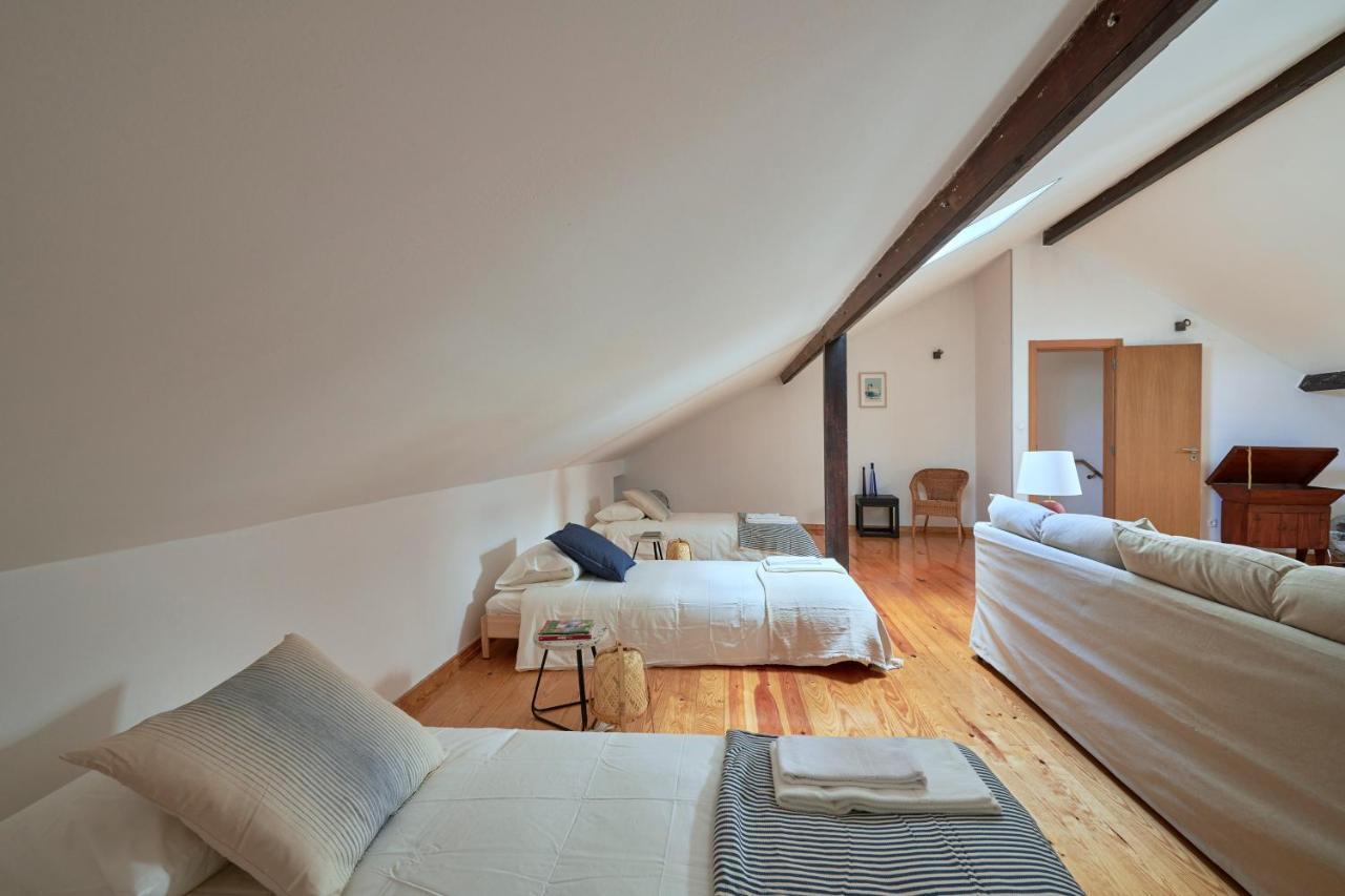 Renovated And Spacious Duplex Apartment With Patio, By Timecooler Lisboa Extérieur photo